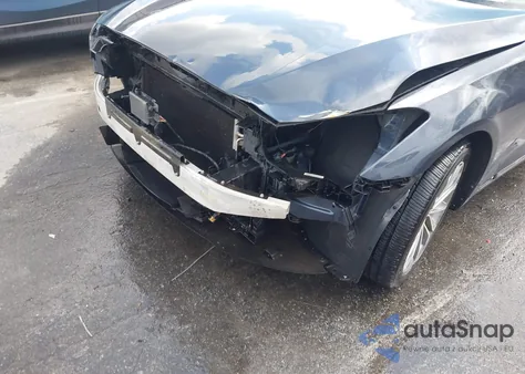 2017 Genesis G80 3.8 from USA, damaged, VIN KMHGN4JE3HU178440